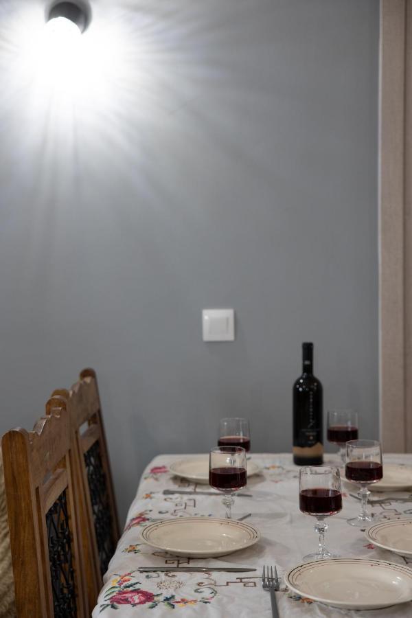דירות אתונה Danai House מראה חיצוני תמונה